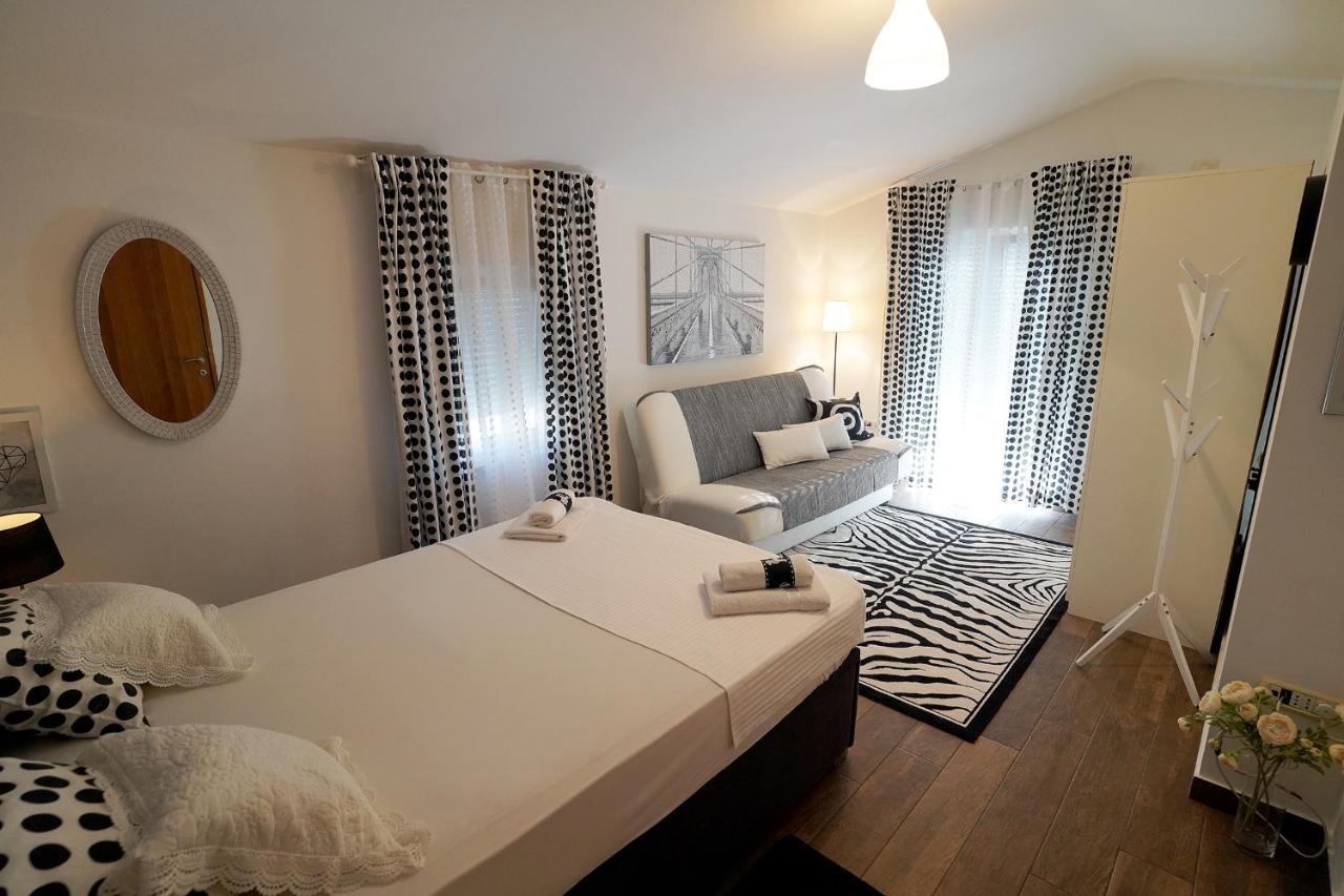 Villa Tago With Heated New Pool Kaštela Εξωτερικό φωτογραφία