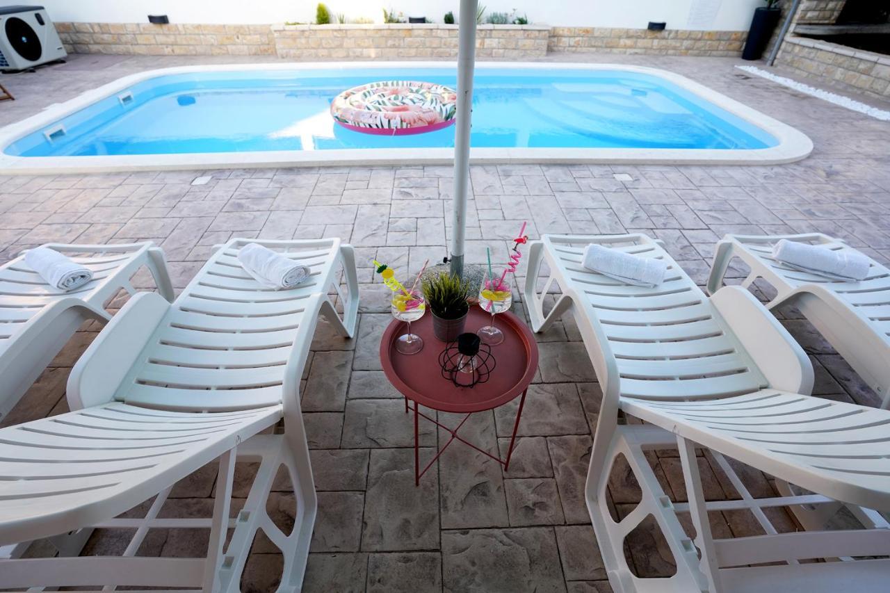 Villa Tago With Heated New Pool Kaštela Εξωτερικό φωτογραφία