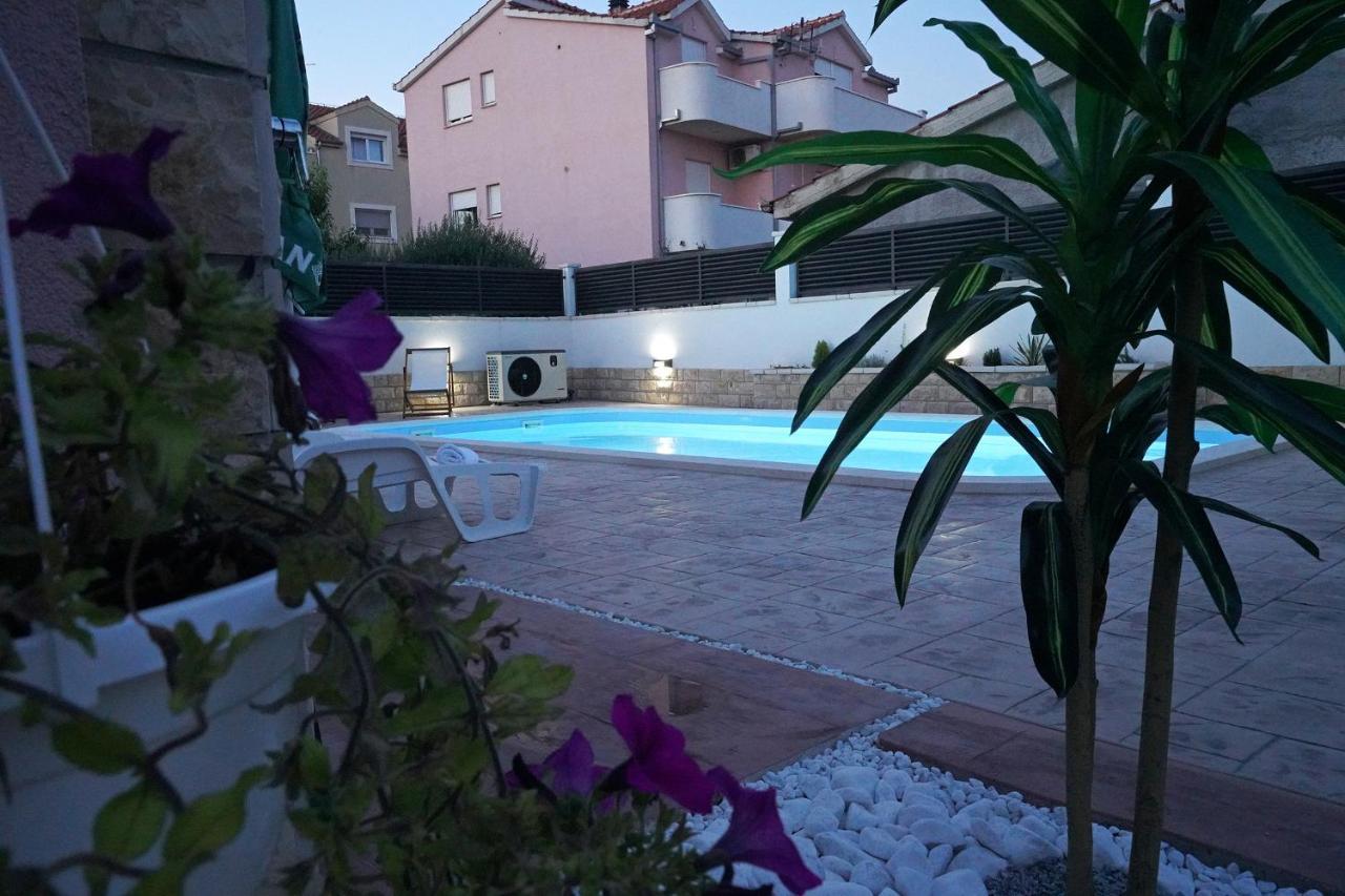 Villa Tago With Heated New Pool Kaštela Εξωτερικό φωτογραφία